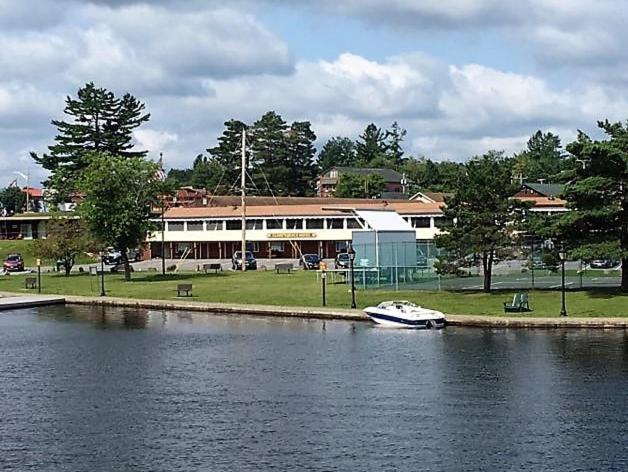 Clark'S Beach Motel Old Forge Extérieur photo