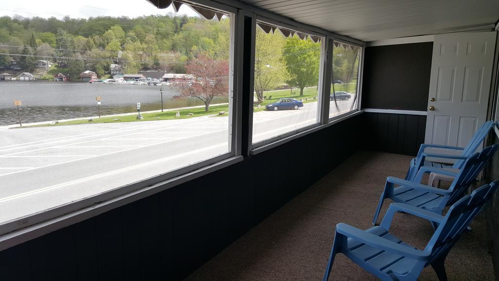 Clark'S Beach Motel Old Forge Extérieur photo